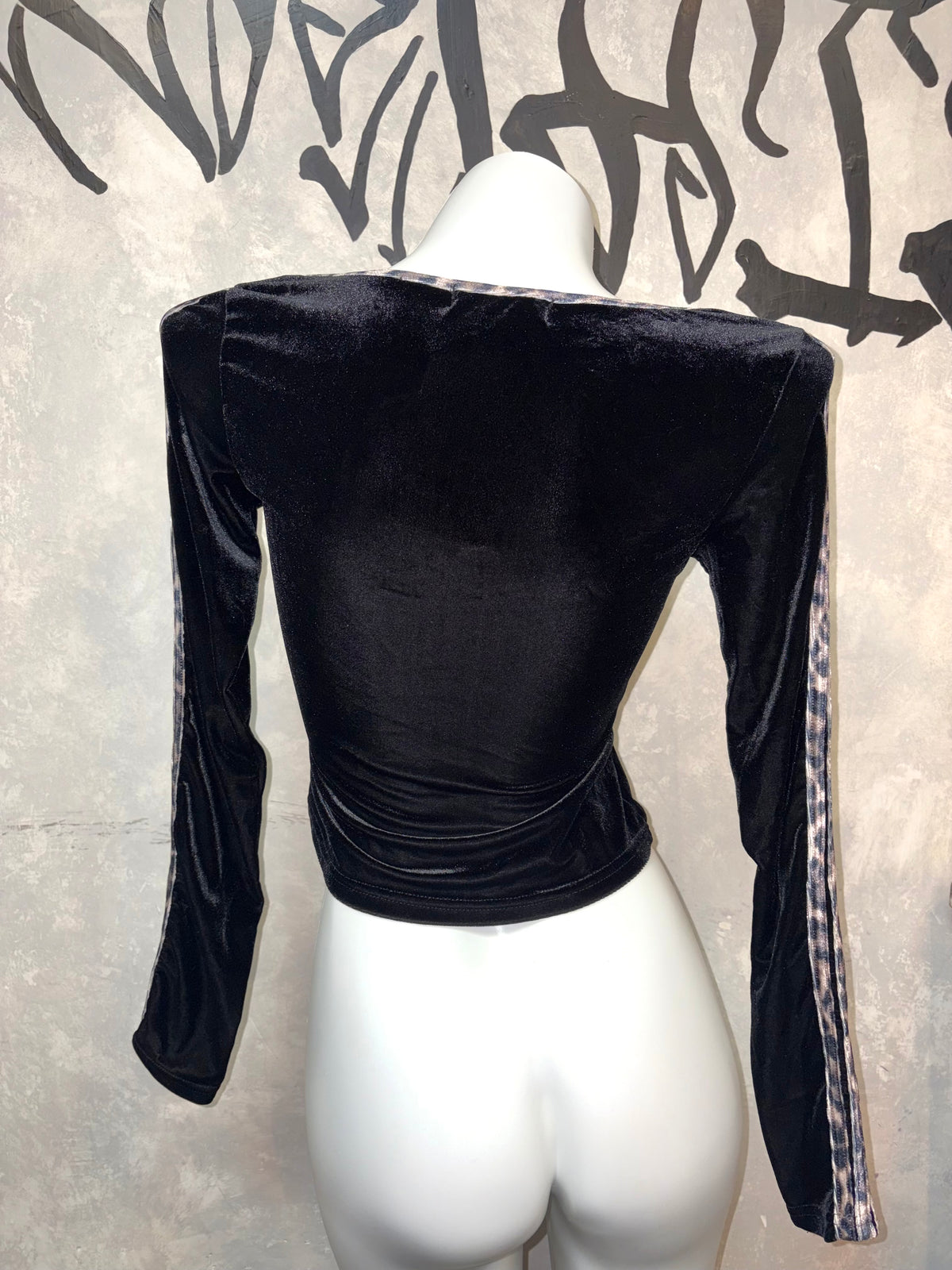 KR Lace Top (Long Sleeve)