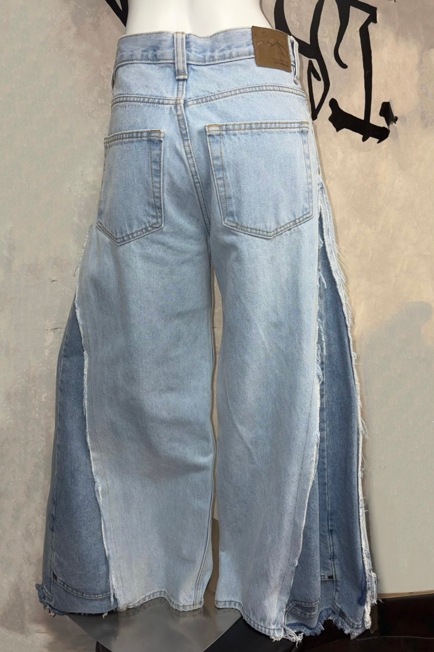 Remake Vintage Jeans (Triangle) 31” #REJTRI052