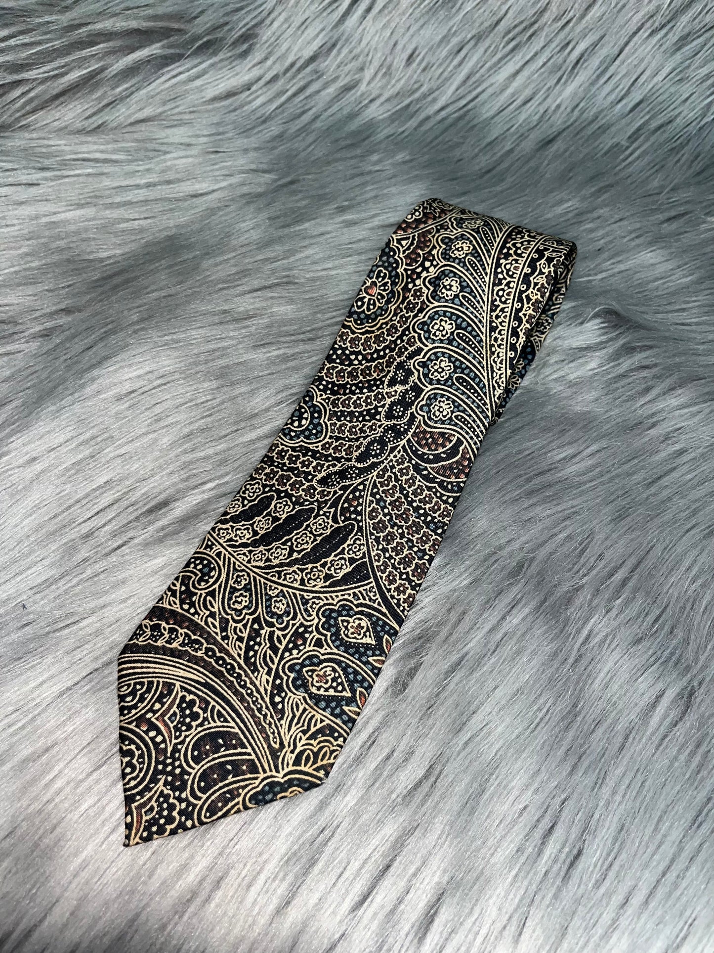 Vintage Floral Tie