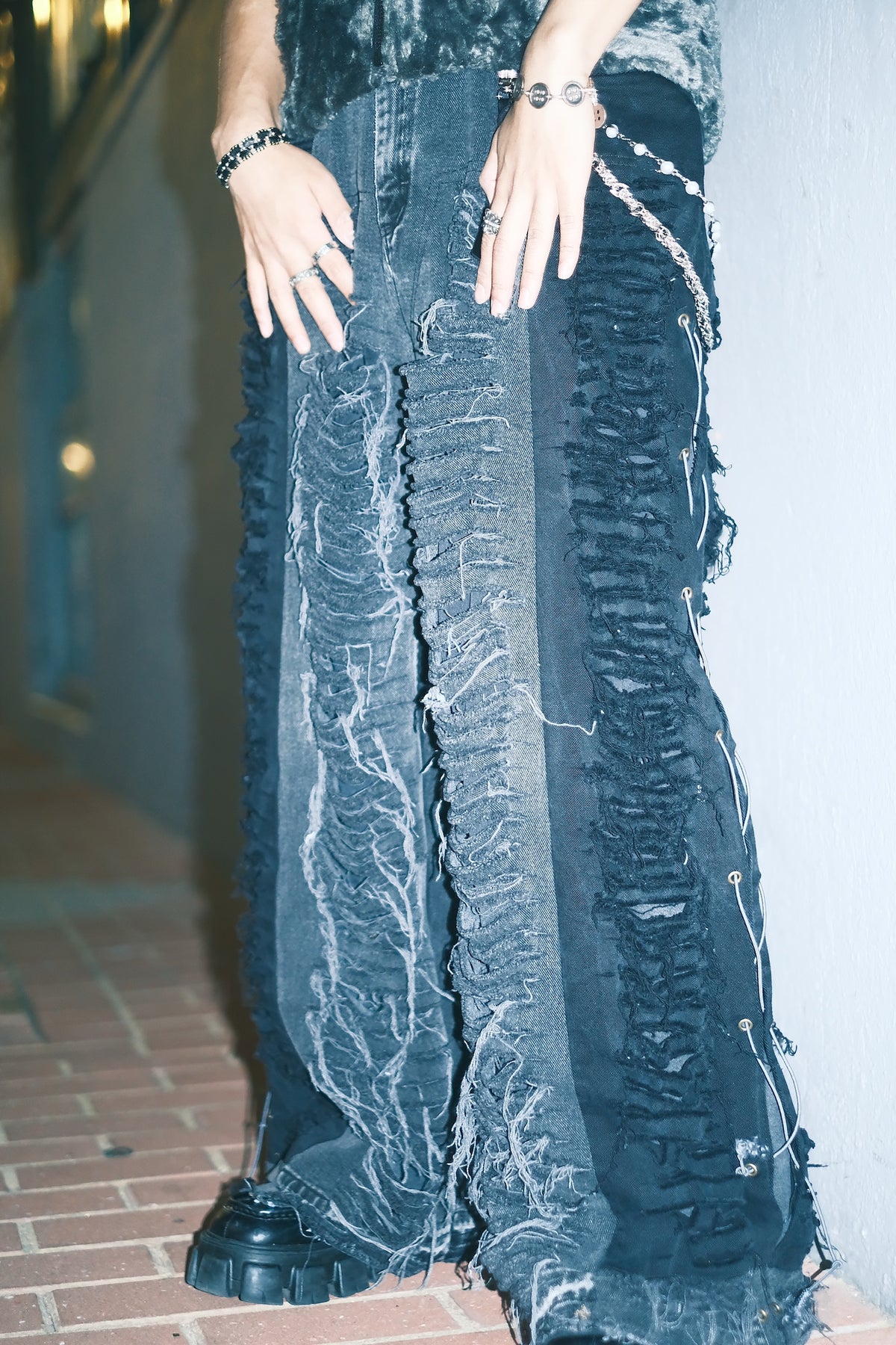 Remake Vintage Jeans (Ripped//Black) 30” #REJRI13