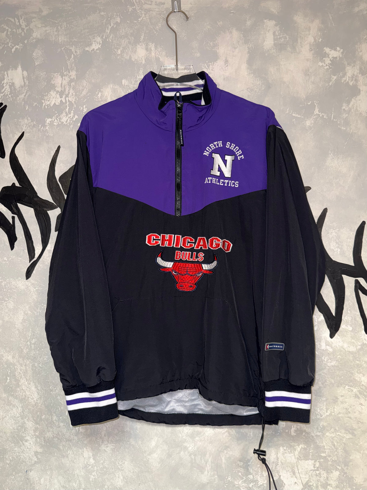 Vintage Pullover Sweatshirt (Chicago Bulls)