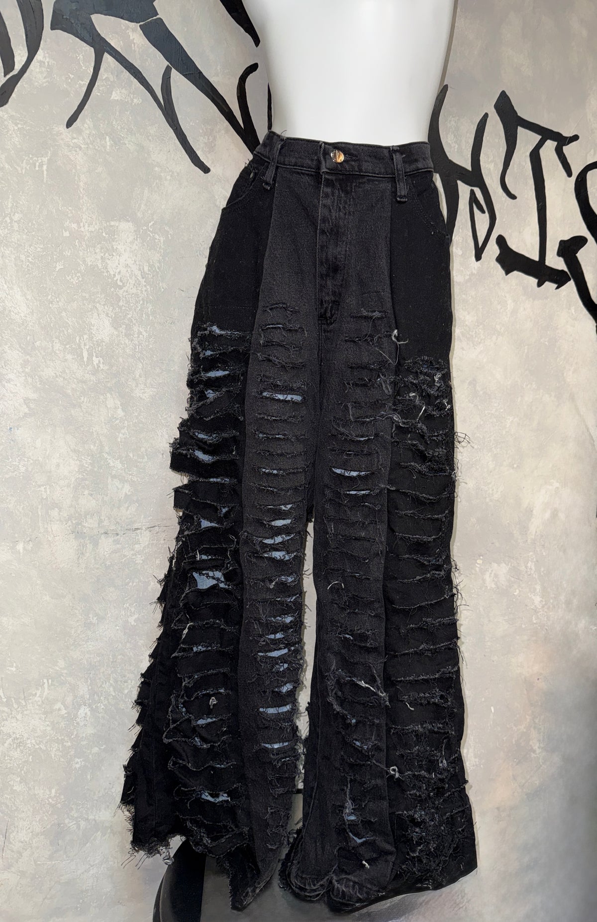 Remake Vintage Jeans (Ripped-Black) 32” #REJRI11