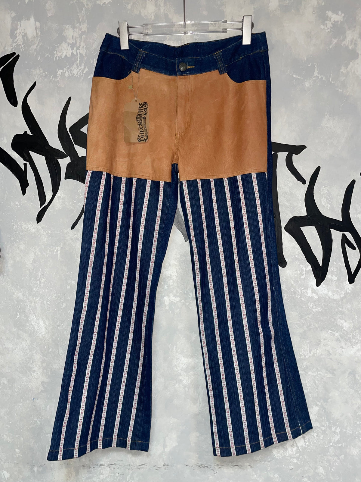Y2K Low-Wise Flared Jeans