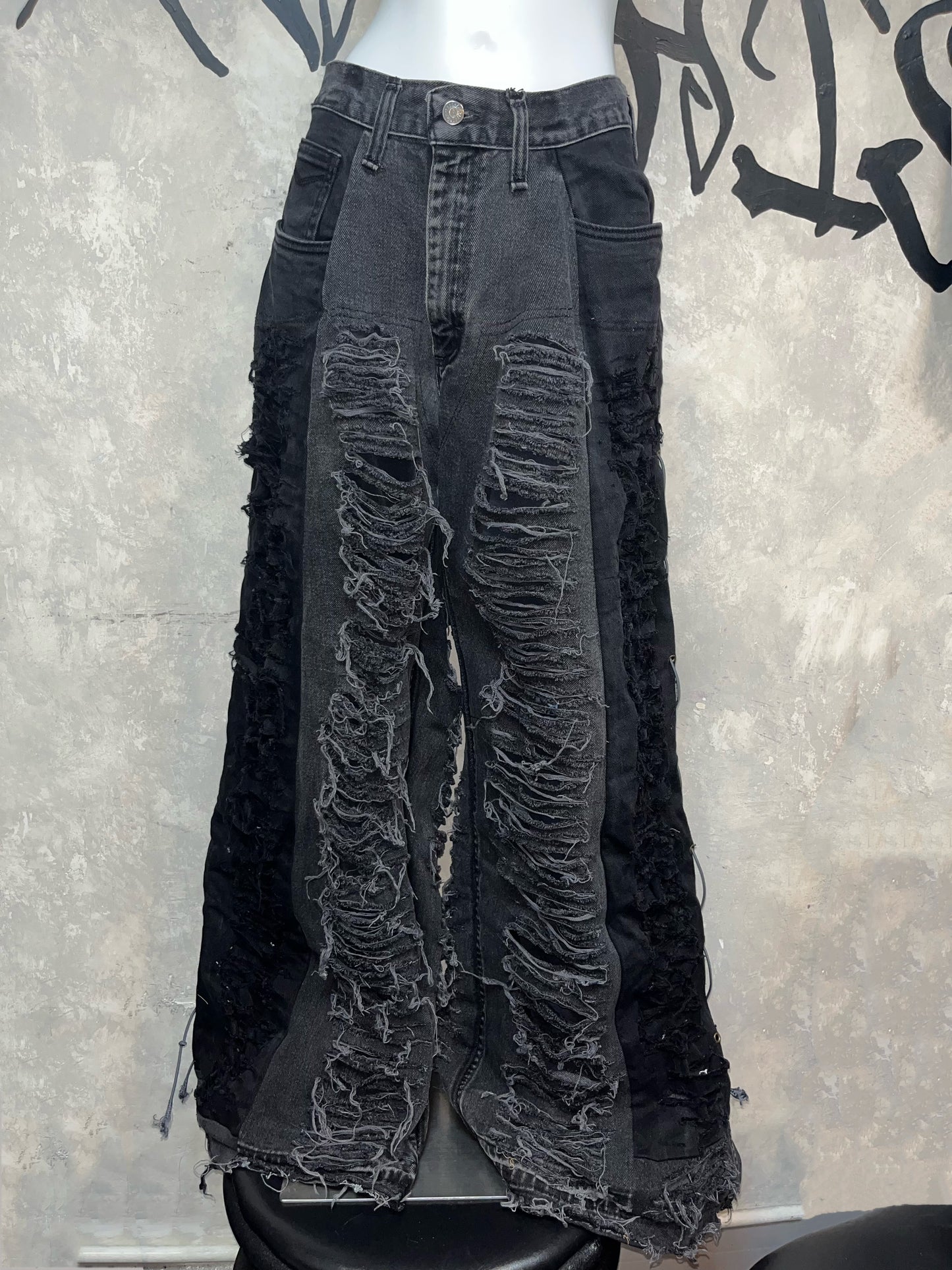 Remake Vintage Jeans (Ripped//Black) 30” #REJRI13